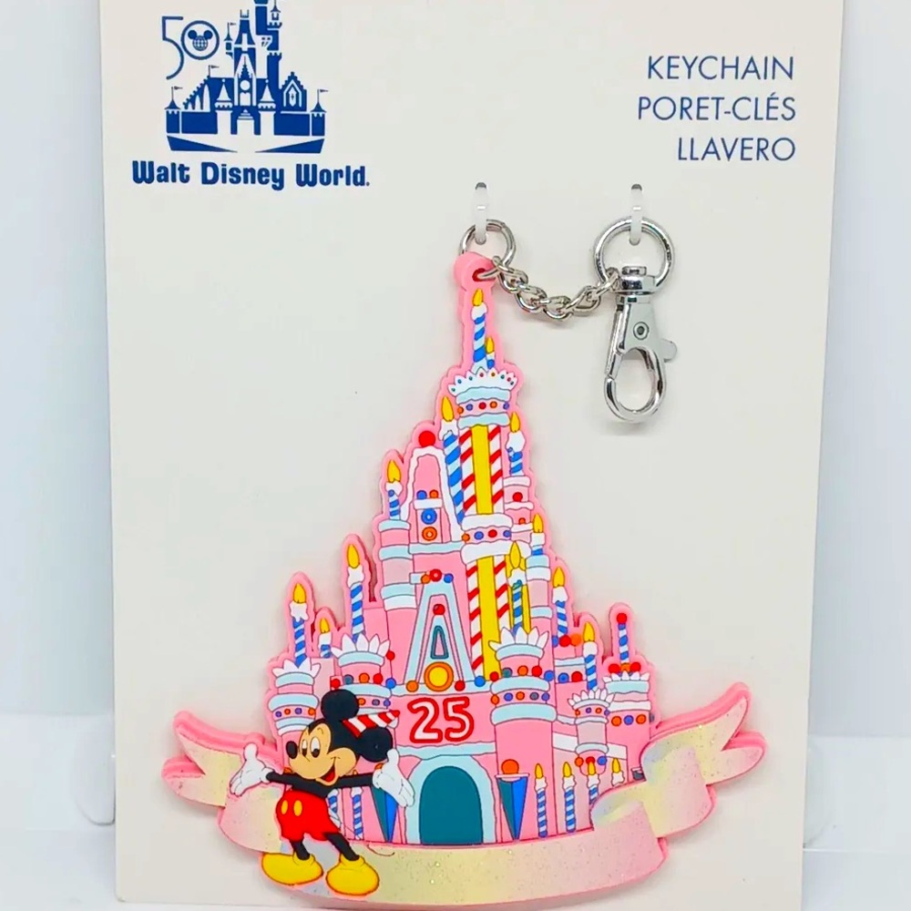 WALT DISNEY WORLD 50TH ANNIVERSARY VAULT COLLECTION 25TH CAKE CASTLE KEYCHAIN